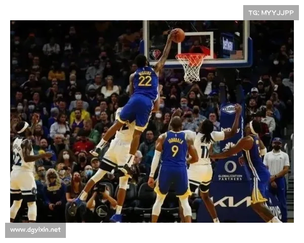 75大球星拍照大家喜笑颜开，只有莱昂纳德毫无表情